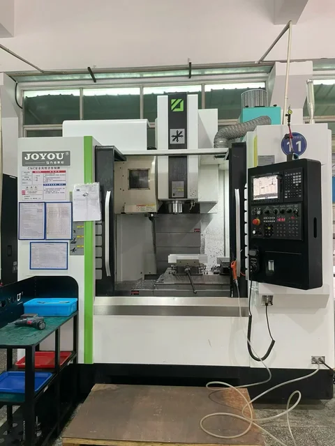 JOYOU machining area and control panel