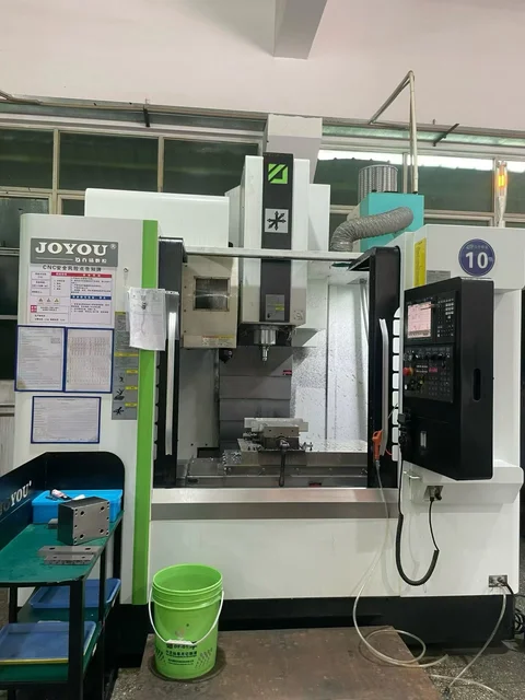 JOYOU machine with open machining area