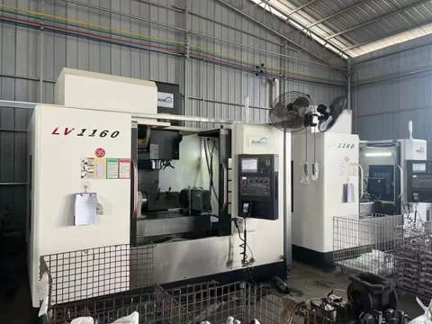SUNJIA LV1160 machines in workshop